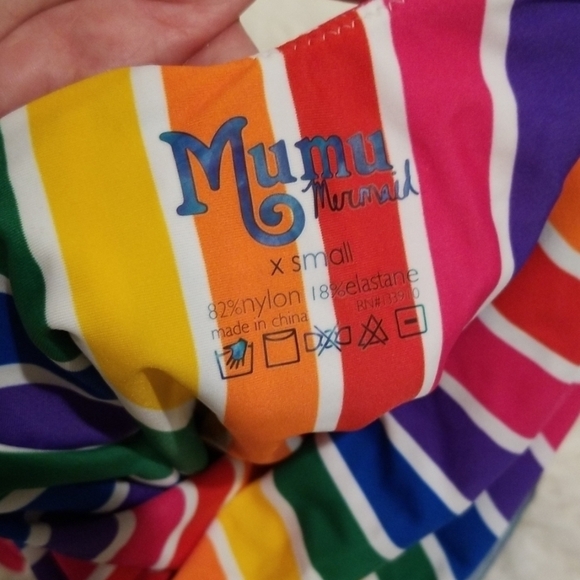 💕SHOW ME YOUR MUMU💕 One Piece Rainbow Swimsuit - Picture 8 of 8